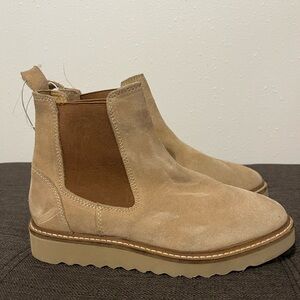 Tan Suede Chelsea Boots kids size 3 Jack Rodgers